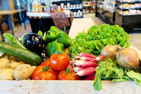 Panier de Légumes locaux, frais et de saison